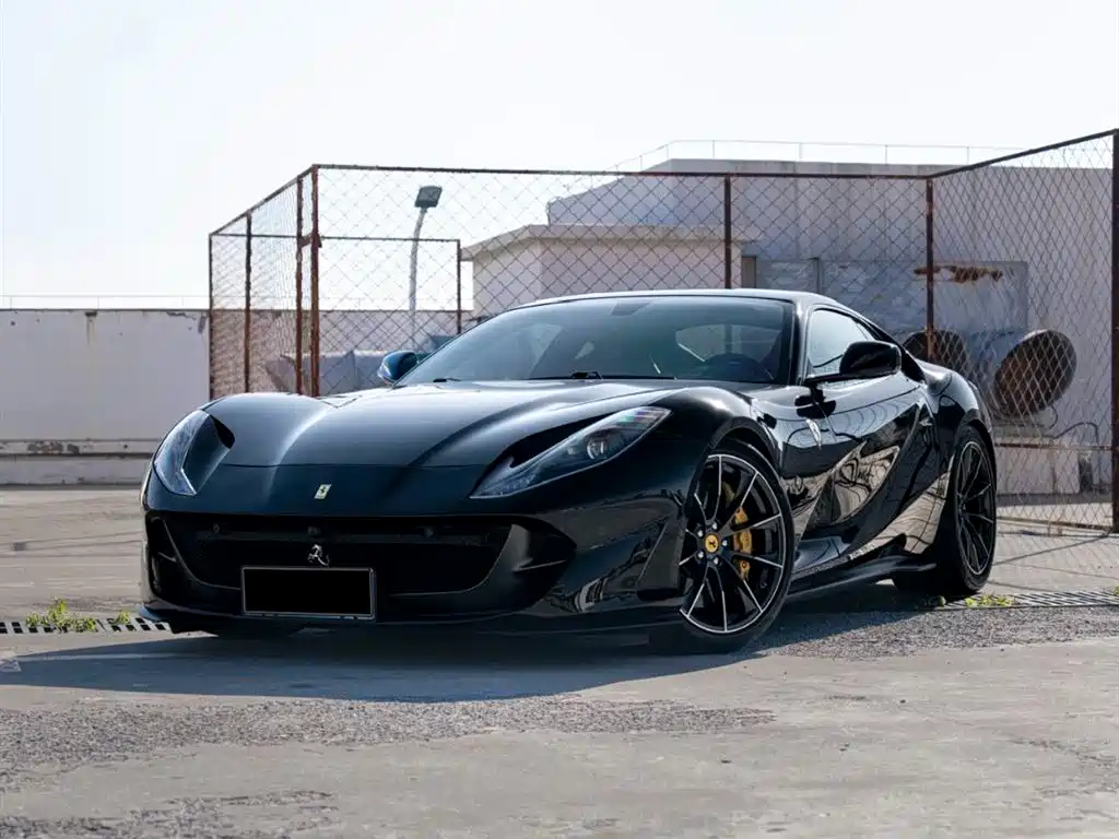 Купить Ferrari 812