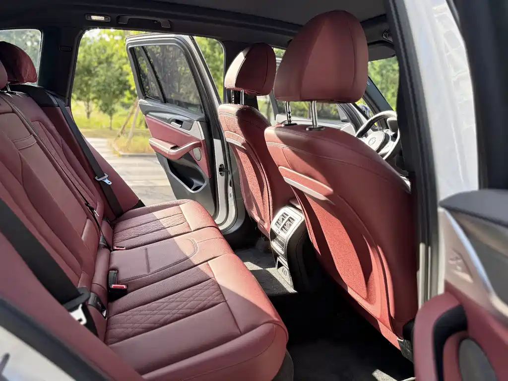 BMW X3 — миниатюра 6