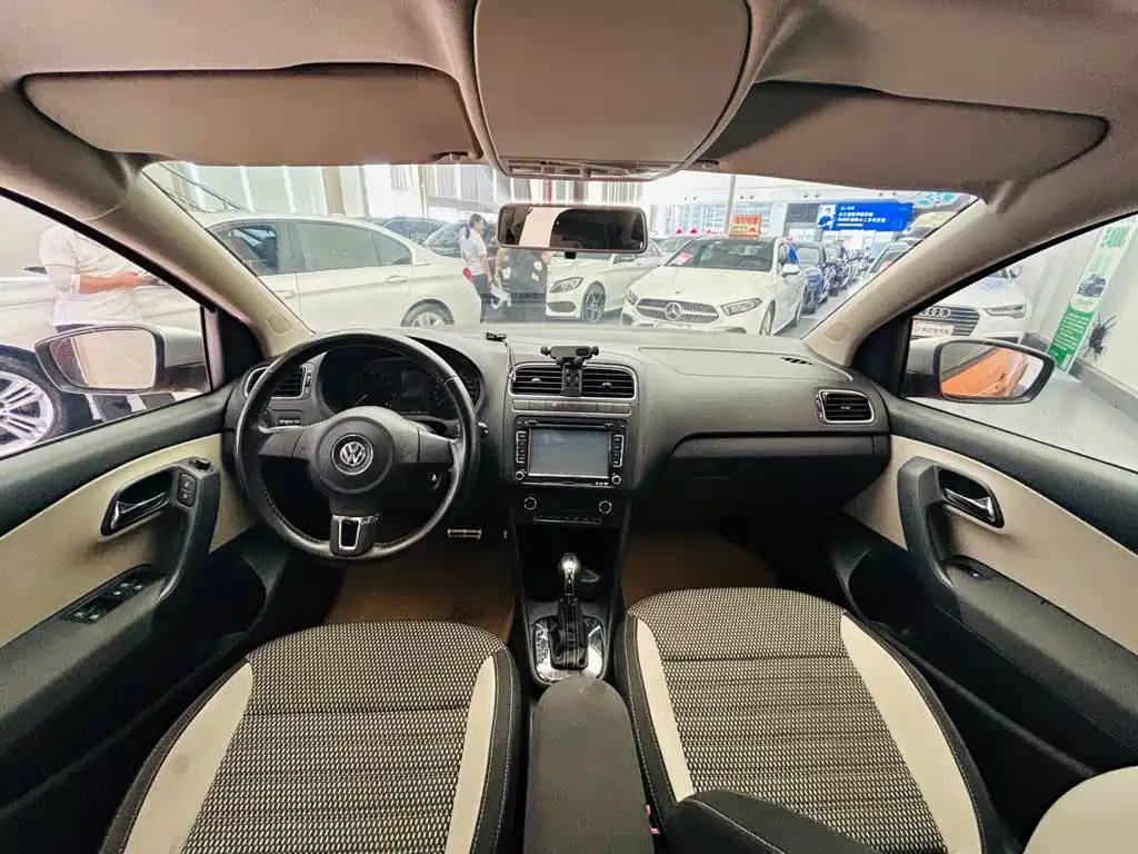 Volkswagen Polo — миниатюра 14