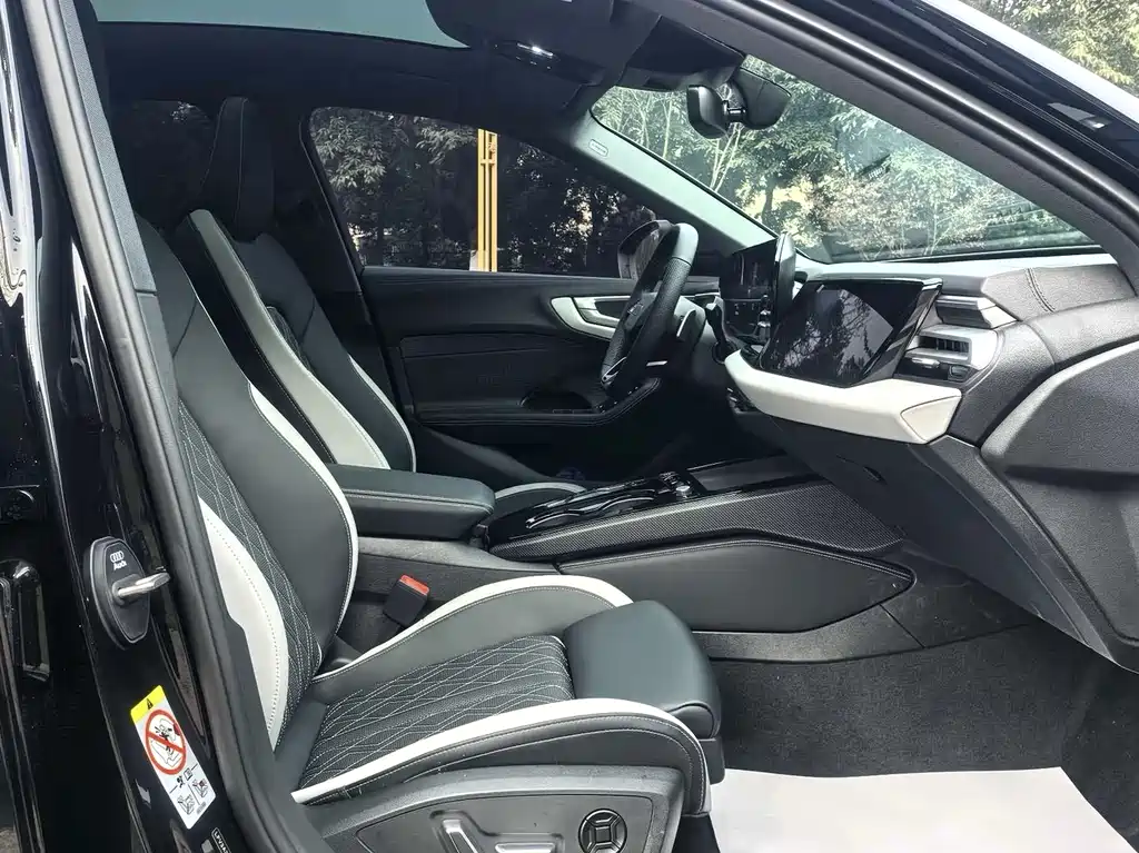 Audi A5L 2026 2.0T Sport