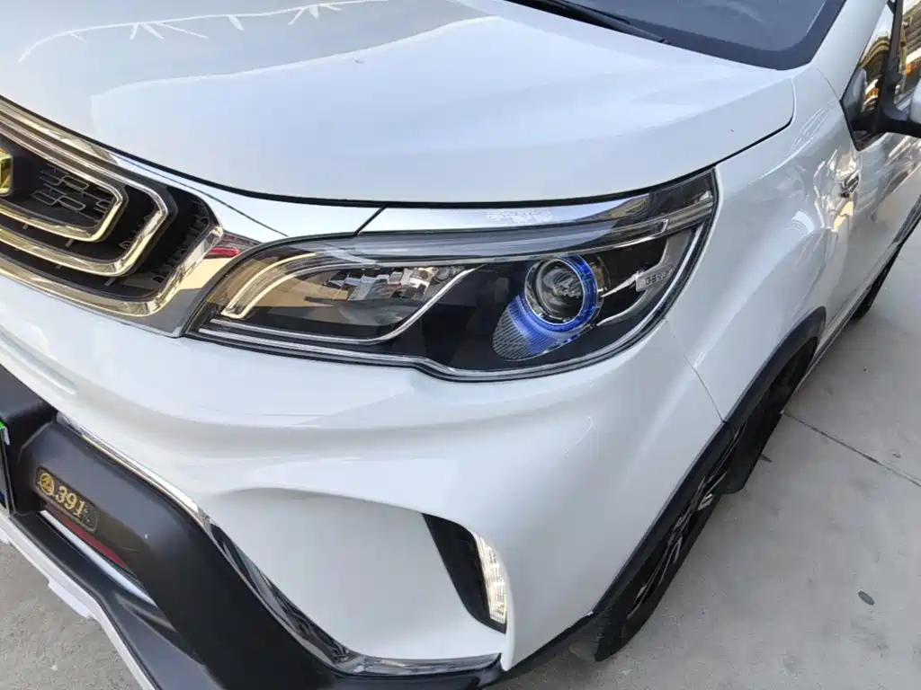 Geely Vision X3 — миниатюра 24