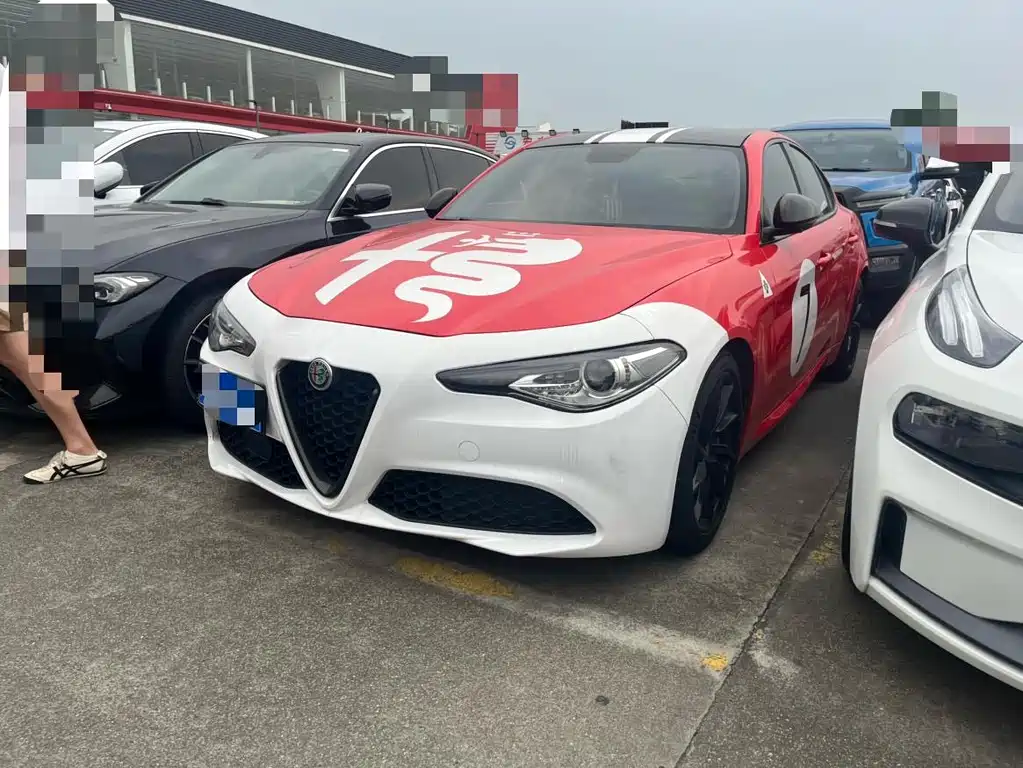 Alfa Romeo Giulia