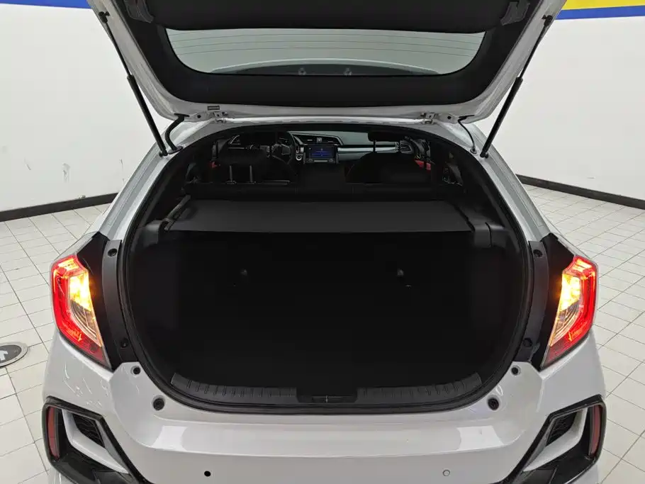 Honda Civic — миниатюра 4