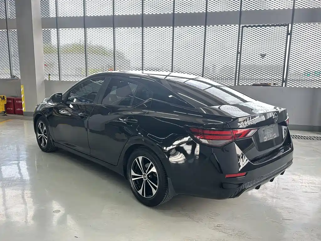 Nissan Sylphy — миниатюра 6