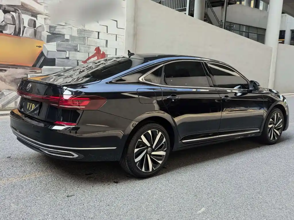 Volkswagen Passat — миниатюра 14