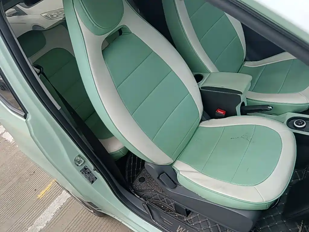 Wuling MINIEV — миниатюра 25