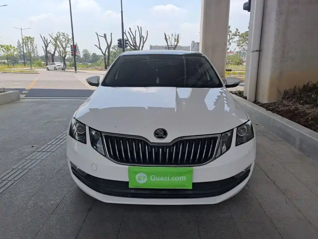 Skoda Octavia — миниатюра 3
