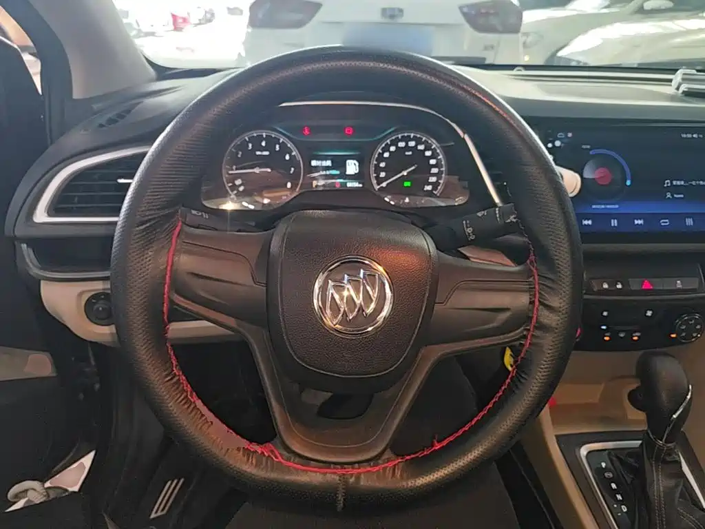 Buick Excelle — миниатюра 11