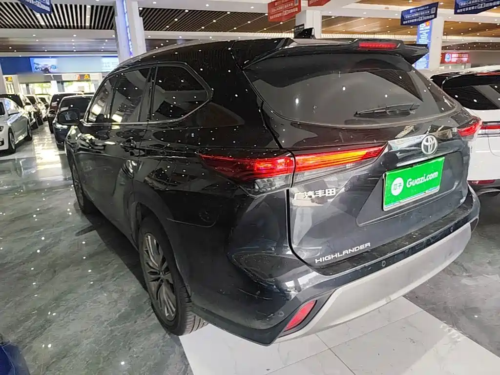 Toyota Highlander — миниатюра 5