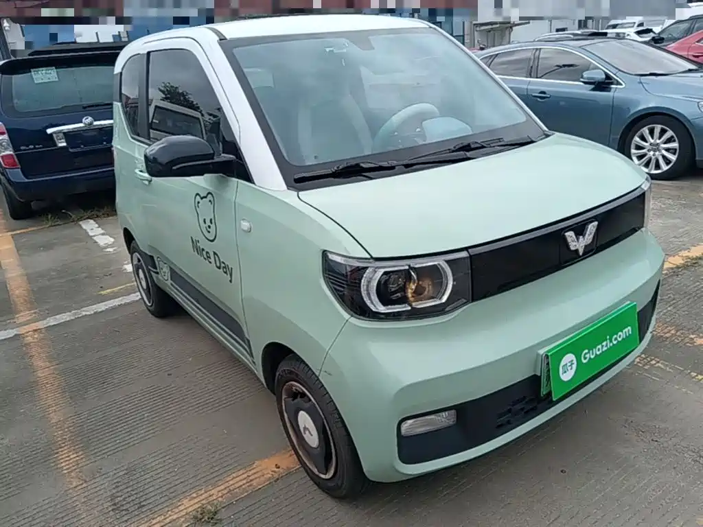Wuling MINIEV — миниатюра 4
