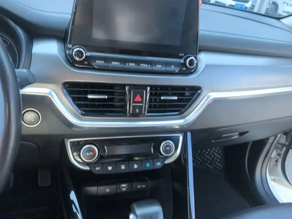 Kia Sportage — миниатюра 13