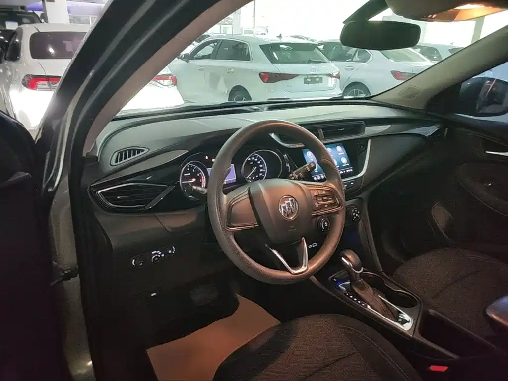 Buick Encore GX — миниатюра 10