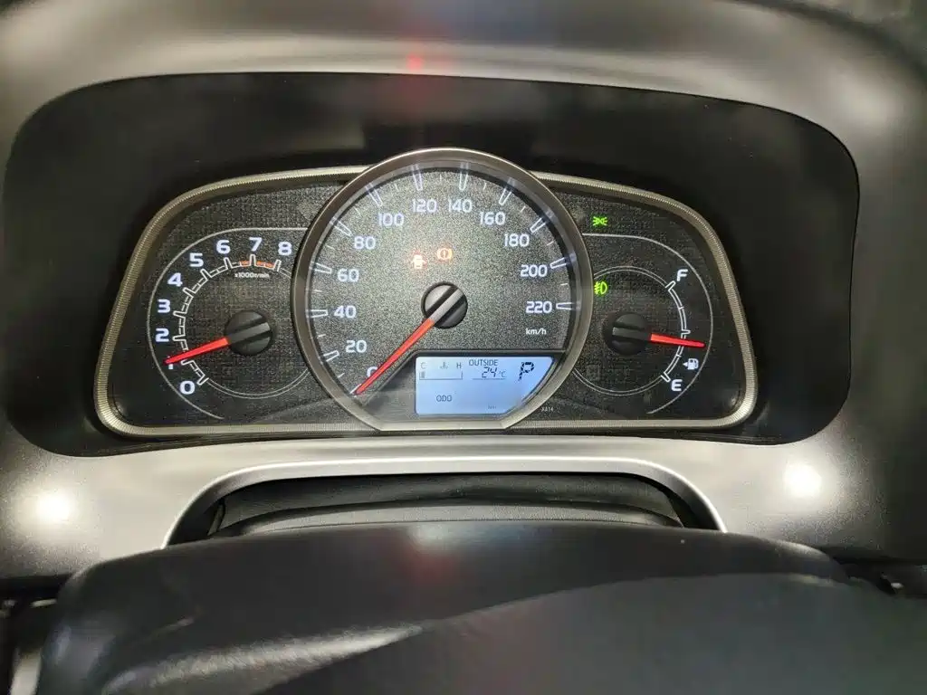 Toyota RAV4 — миниатюра 4