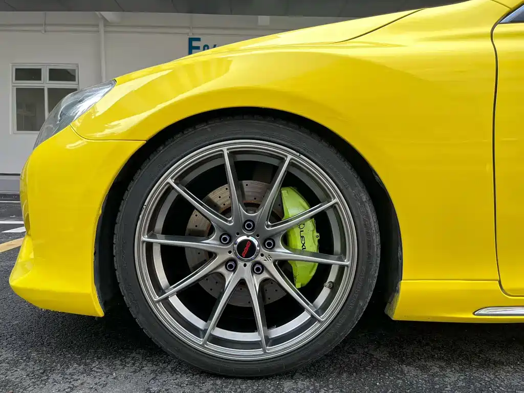 Toyota Reiz — миниатюра 7