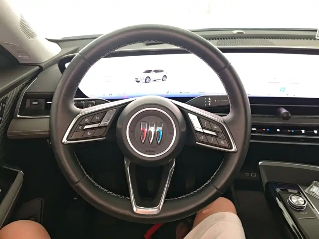 Buick E5 — миниатюра 11