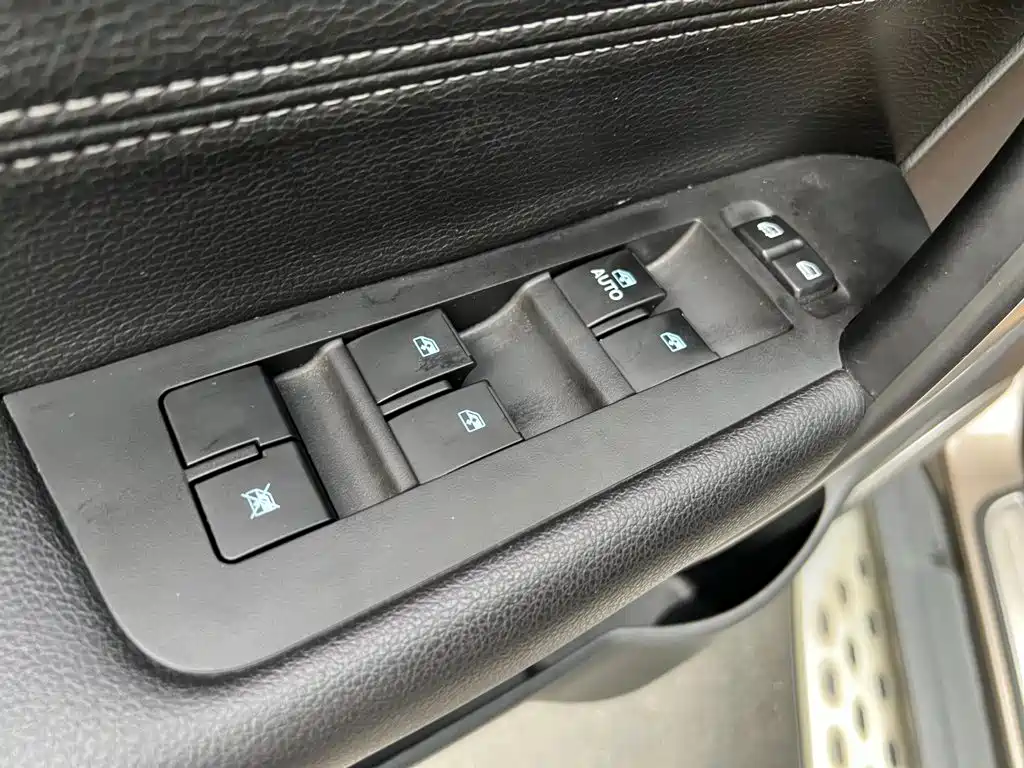 Chevrolet Captiva — миниатюра 7