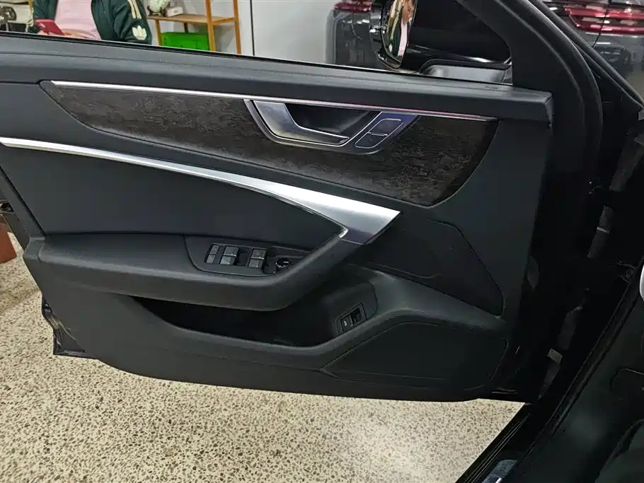 Audi A6L 2023 45 TFSI