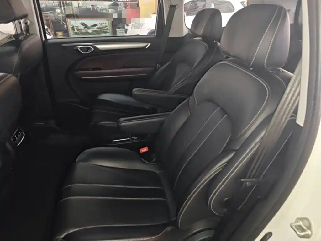GAC Motor Trumpchi M6 — миниатюра 17