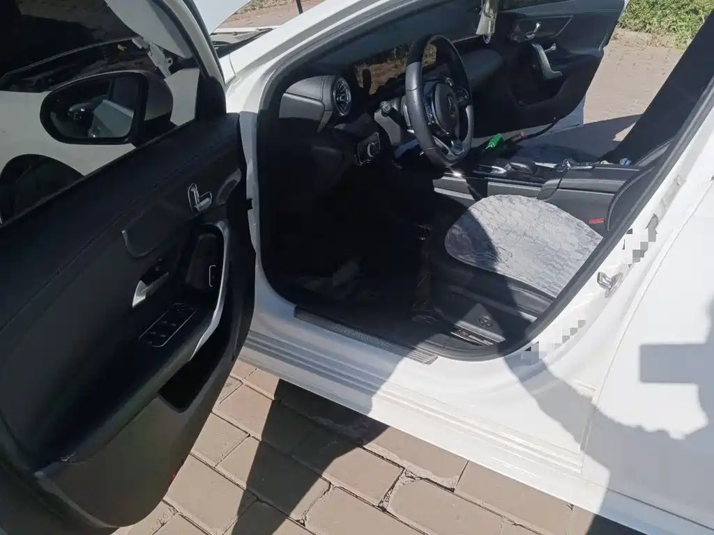 Mercedes-Benz A-Class — миниатюра 17
