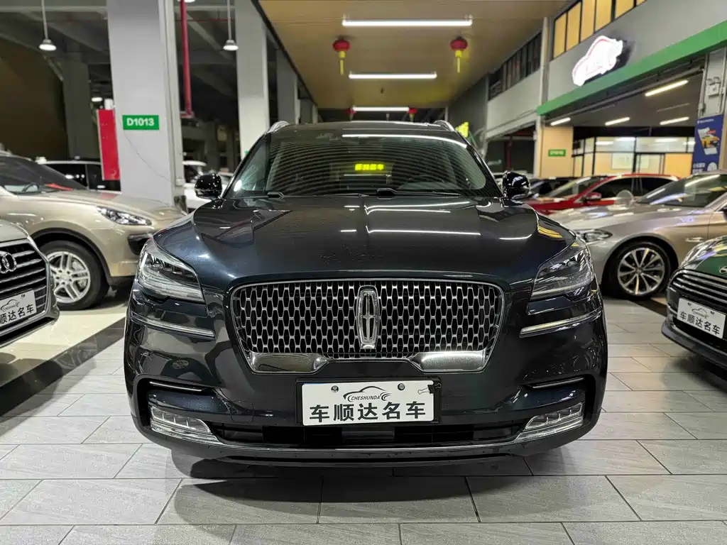 Lincoln Aviator — миниатюра 2