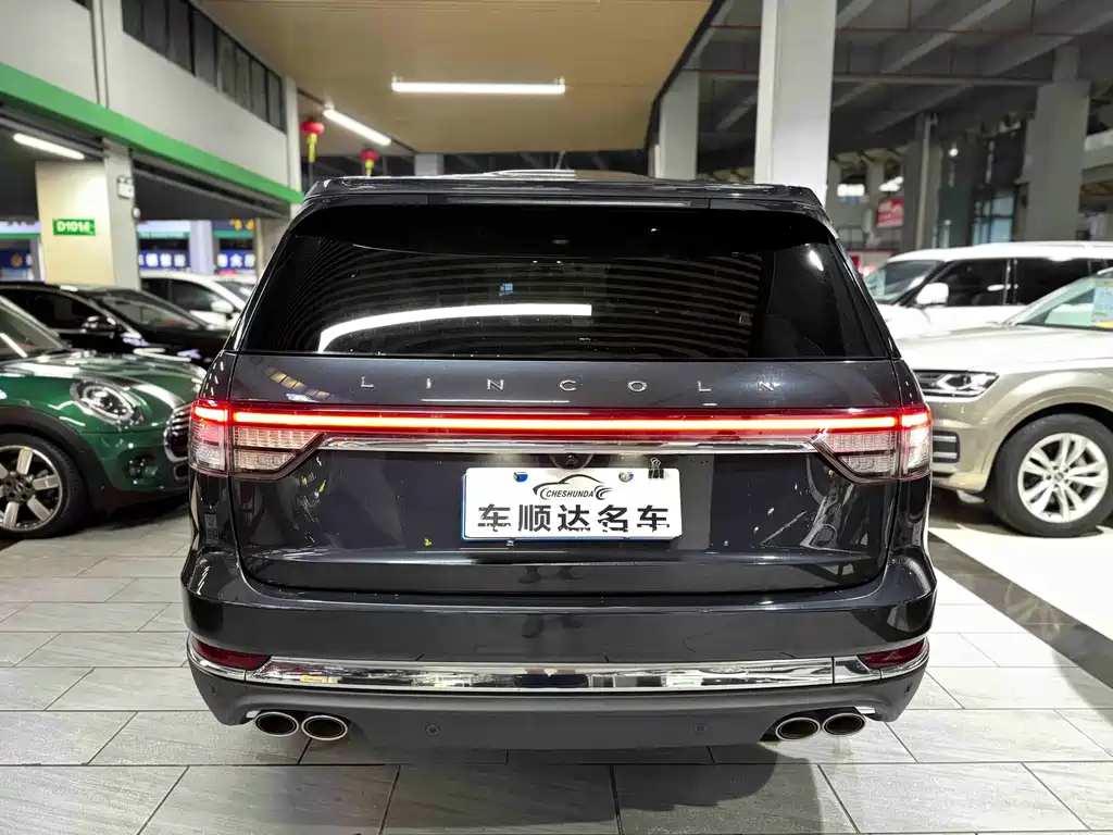 Lincoln Aviator — миниатюра 5