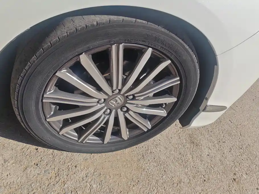 Honda Elysion — миниатюра 6