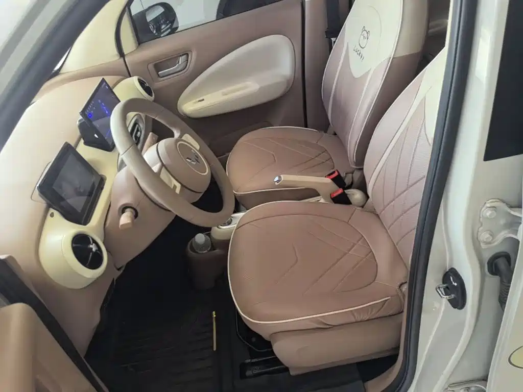 Wuling MINIEV — миниатюра 15