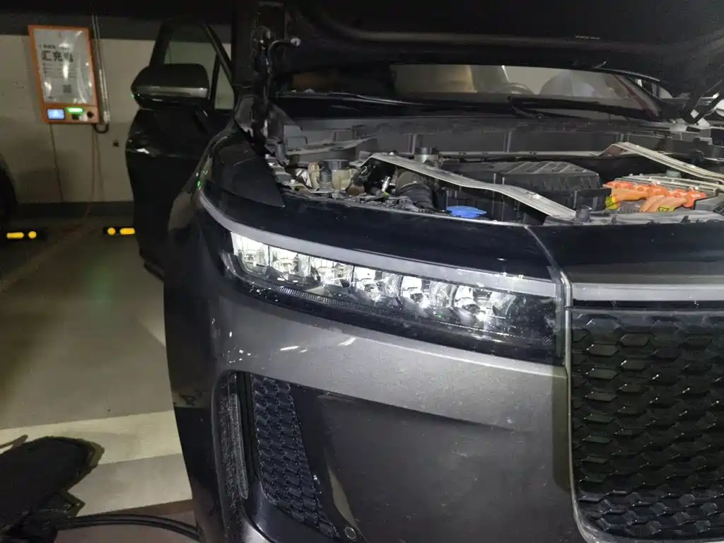 Li Auto Li ONE — миниатюра 7