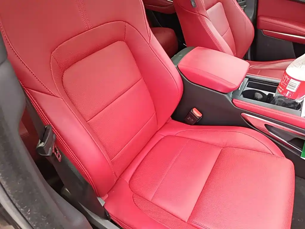 Jaguar F-PACE — миниатюра 25