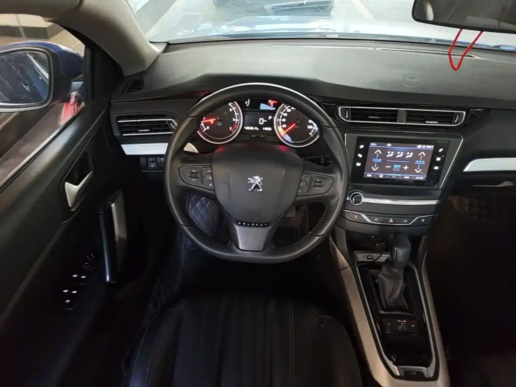 Peugeot 408 — миниатюра 15
