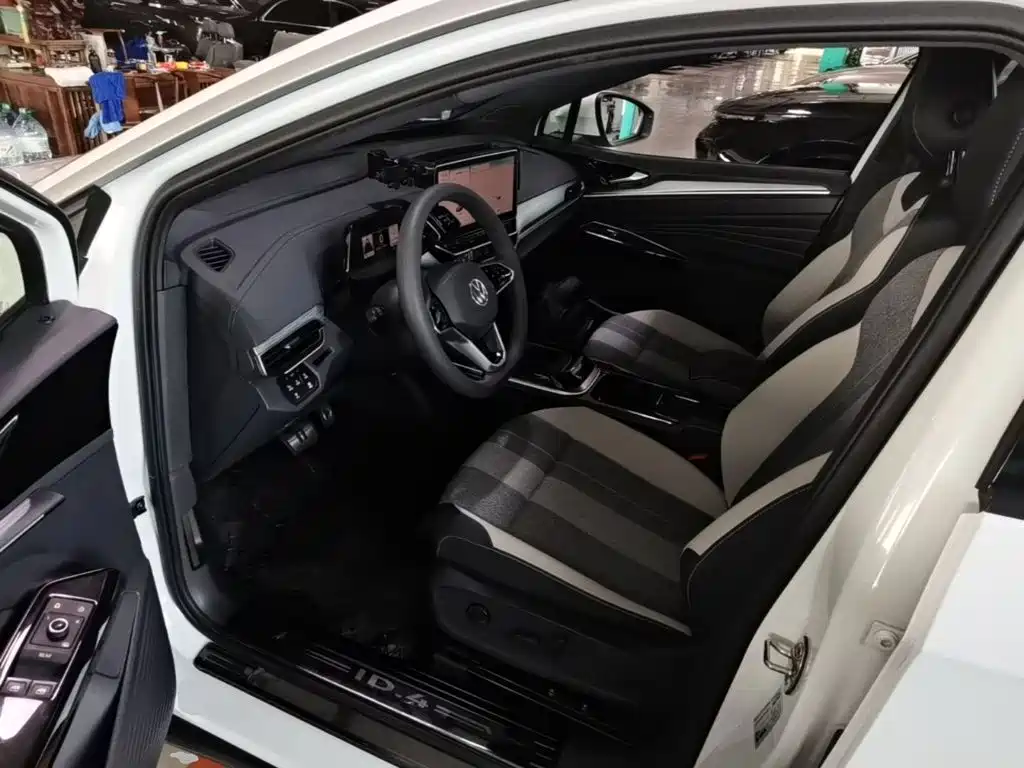 Volkswagen ID.4 Crozz — миниатюра 15