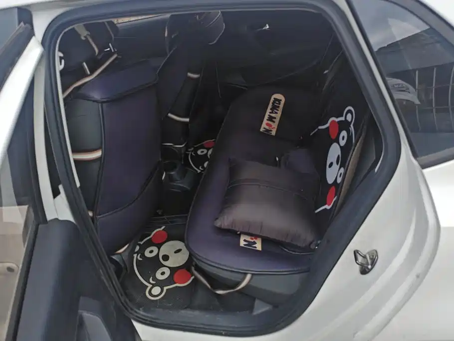 Volkswagen Polo — миниатюра 11