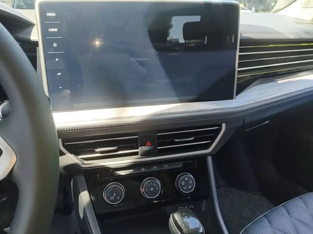 Volkswagen Sagitar — миниатюра 13