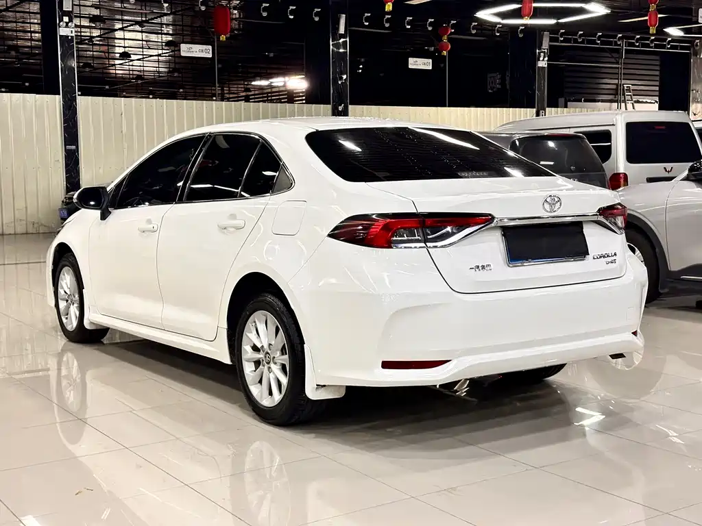 Toyota Corolla — миниатюра 9