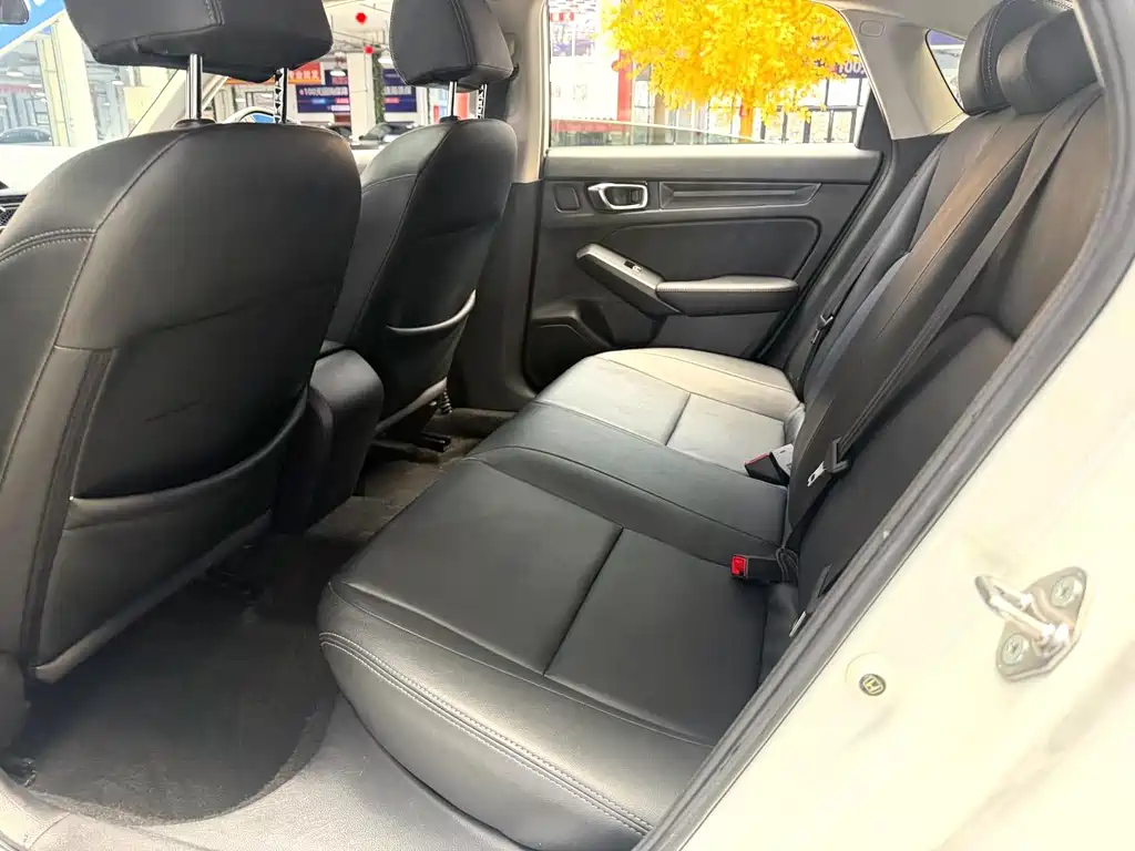 Honda Civic — миниатюра 10