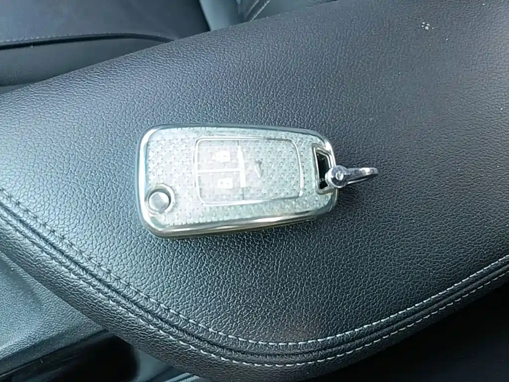 Buick Excelle — миниатюра 9