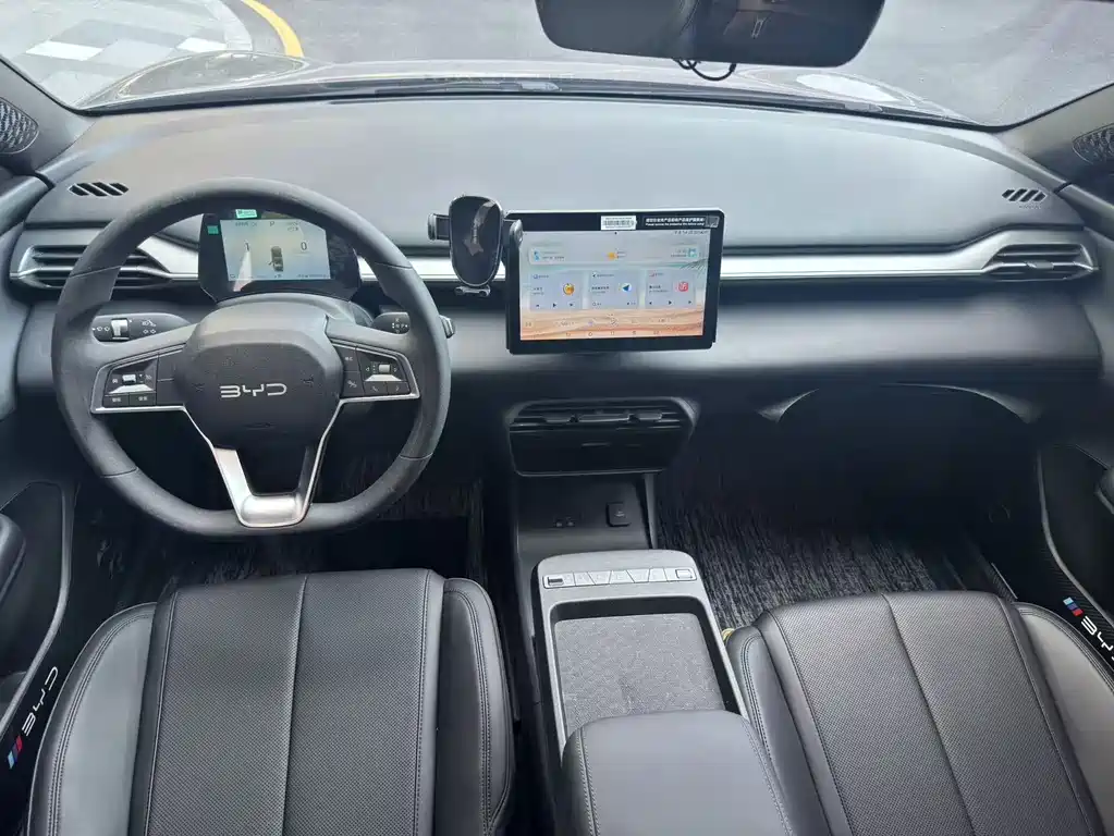 BYD e7 — миниатюра 6
