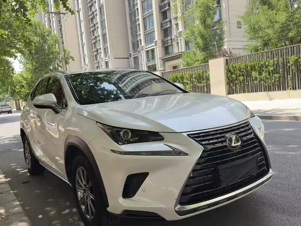 Lexus NX 2017 200