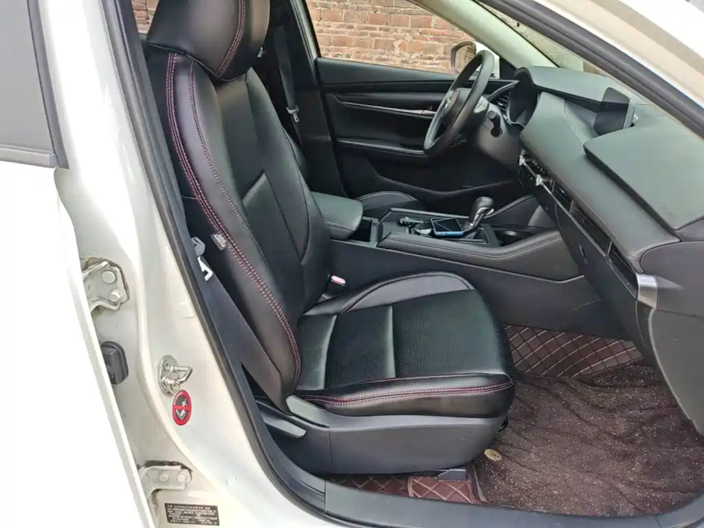 Mazda 3 Axela — миниатюра 25