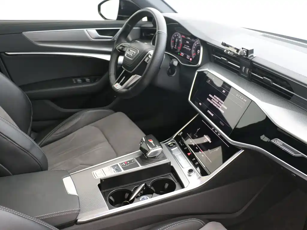 Audi A6L — миниатюра 12