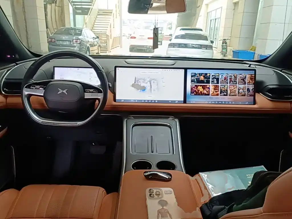 XPeng G9 — миниатюра 10