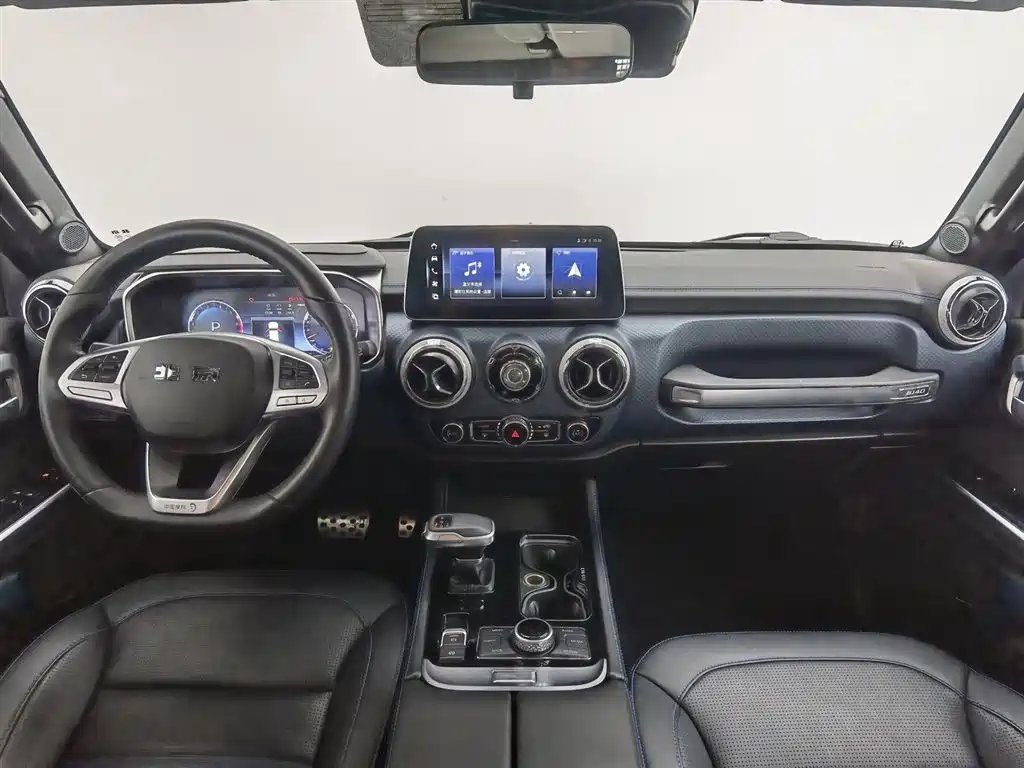 BAIC BJ40 2023 2.0T AT