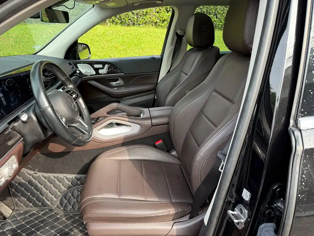 Mercedes-Benz GLE (Import) — миниатюра 8