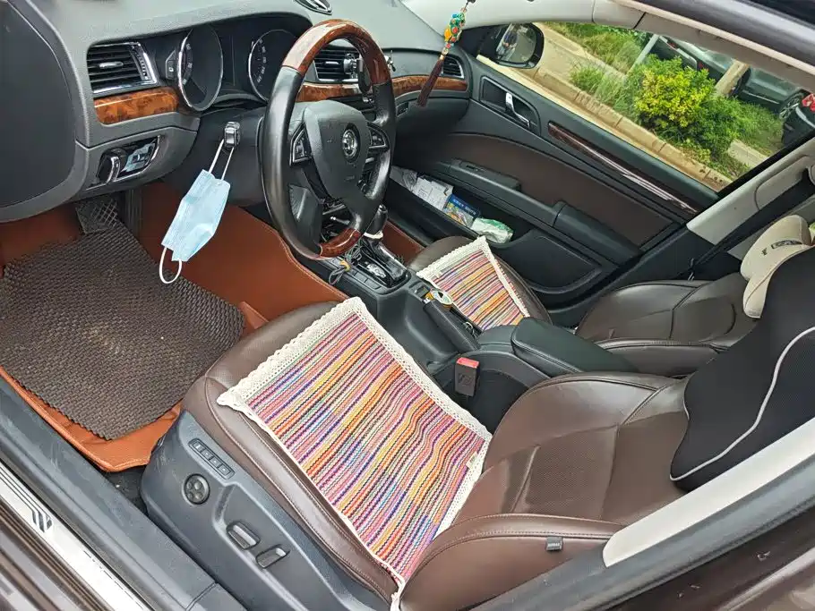 Skoda Superb — миниатюра 9