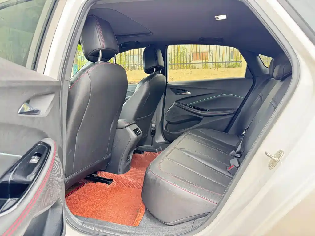 Buick Verano — миниатюра 6