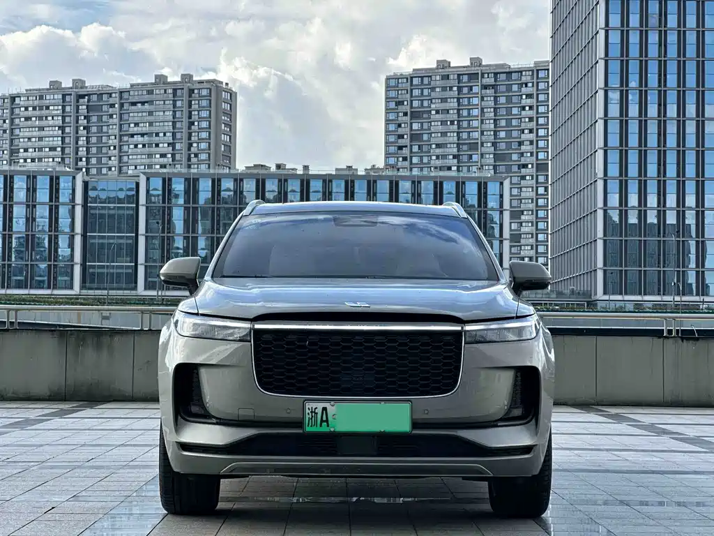 Li Auto Li ONE — миниатюра 2