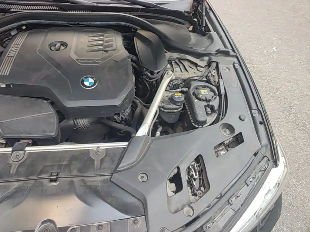 BMW 5 Series (Import) — миниатюра 21