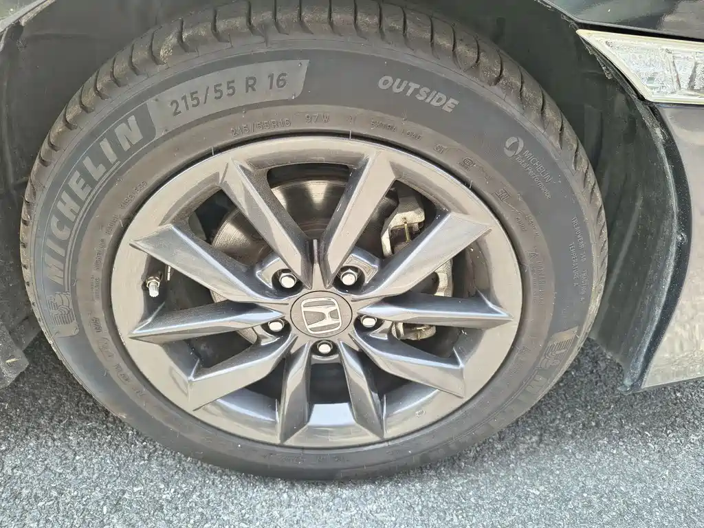 Honda Civic 2019 220TURBO CVT V