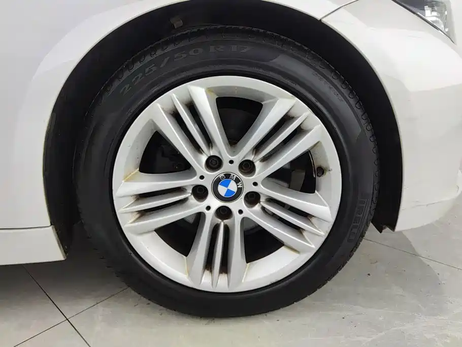 BMW 3 Series — миниатюра 6