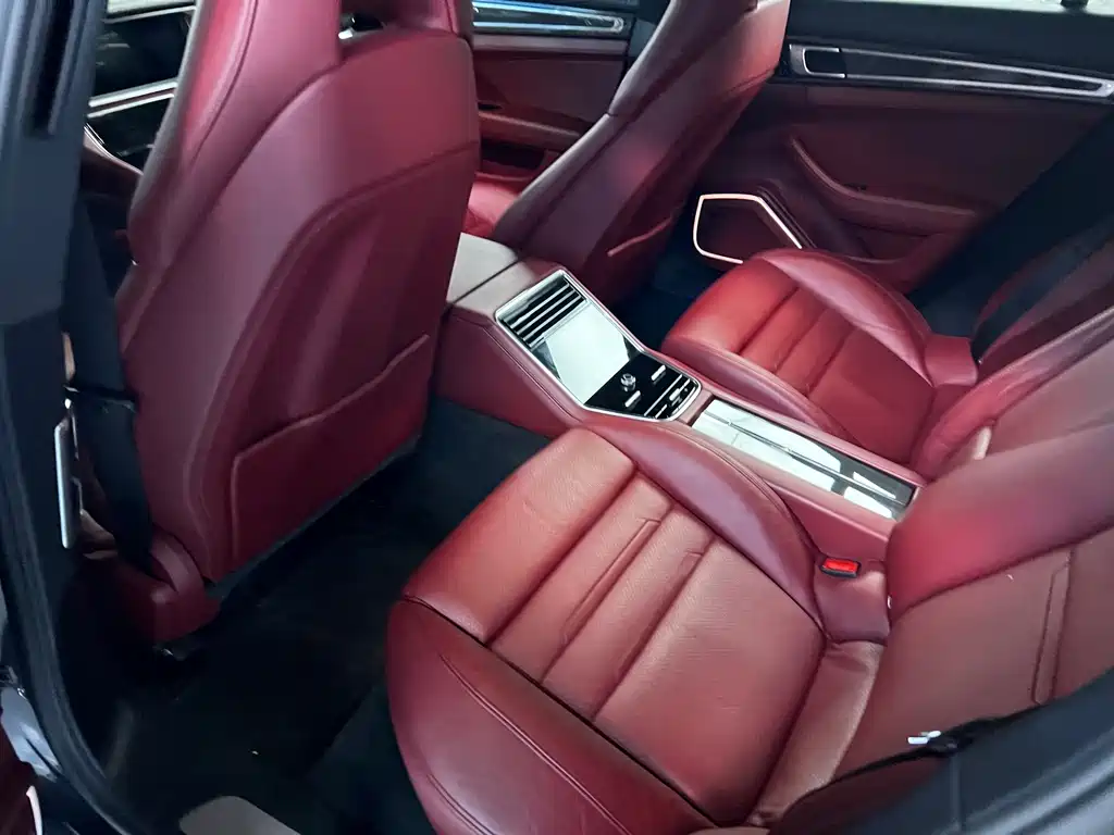 Porsche Panamera — миниатюра 15